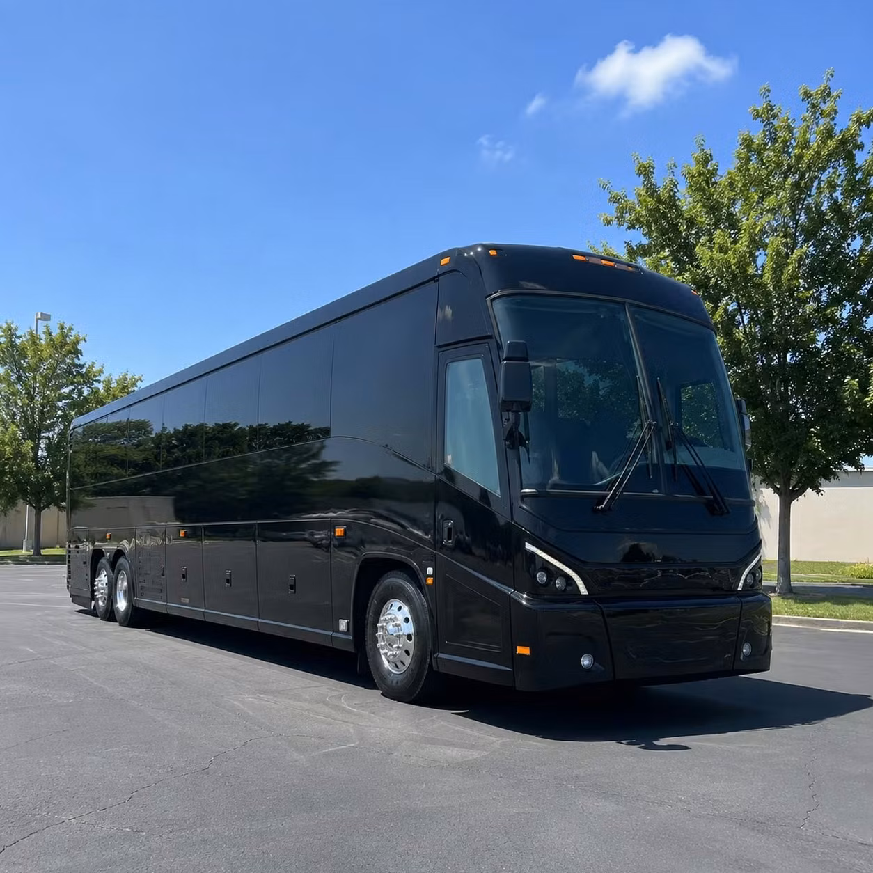 charter buses for golf outings races and specialty sporting events near modesto