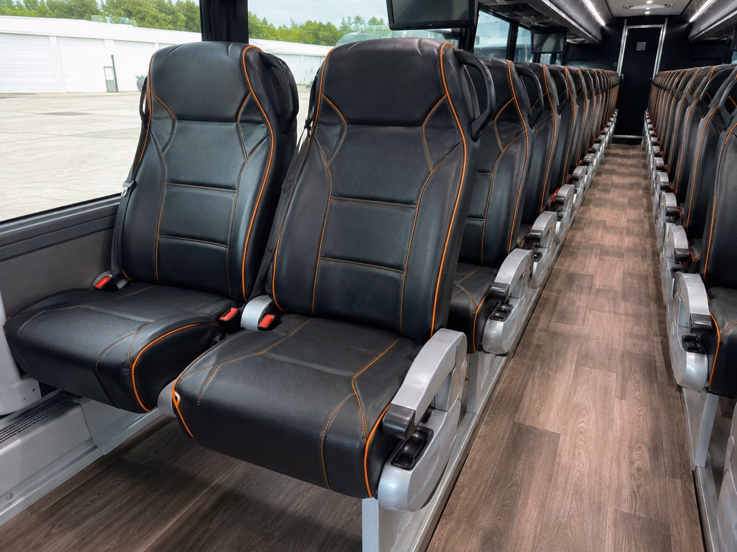 shuttle buses for ceremony to reception transfers in modesto